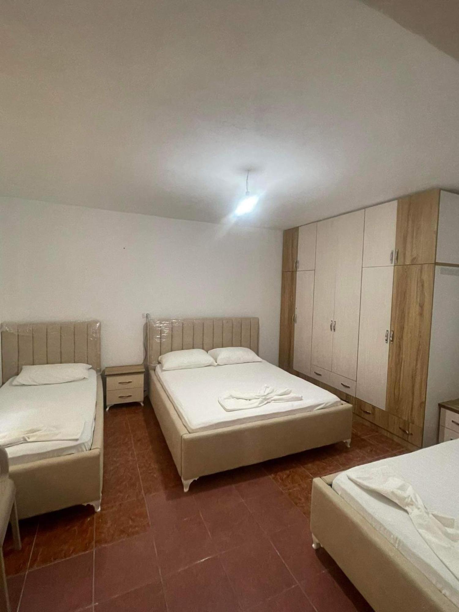 Hotel Gjika Sarandë Eksteriør billede