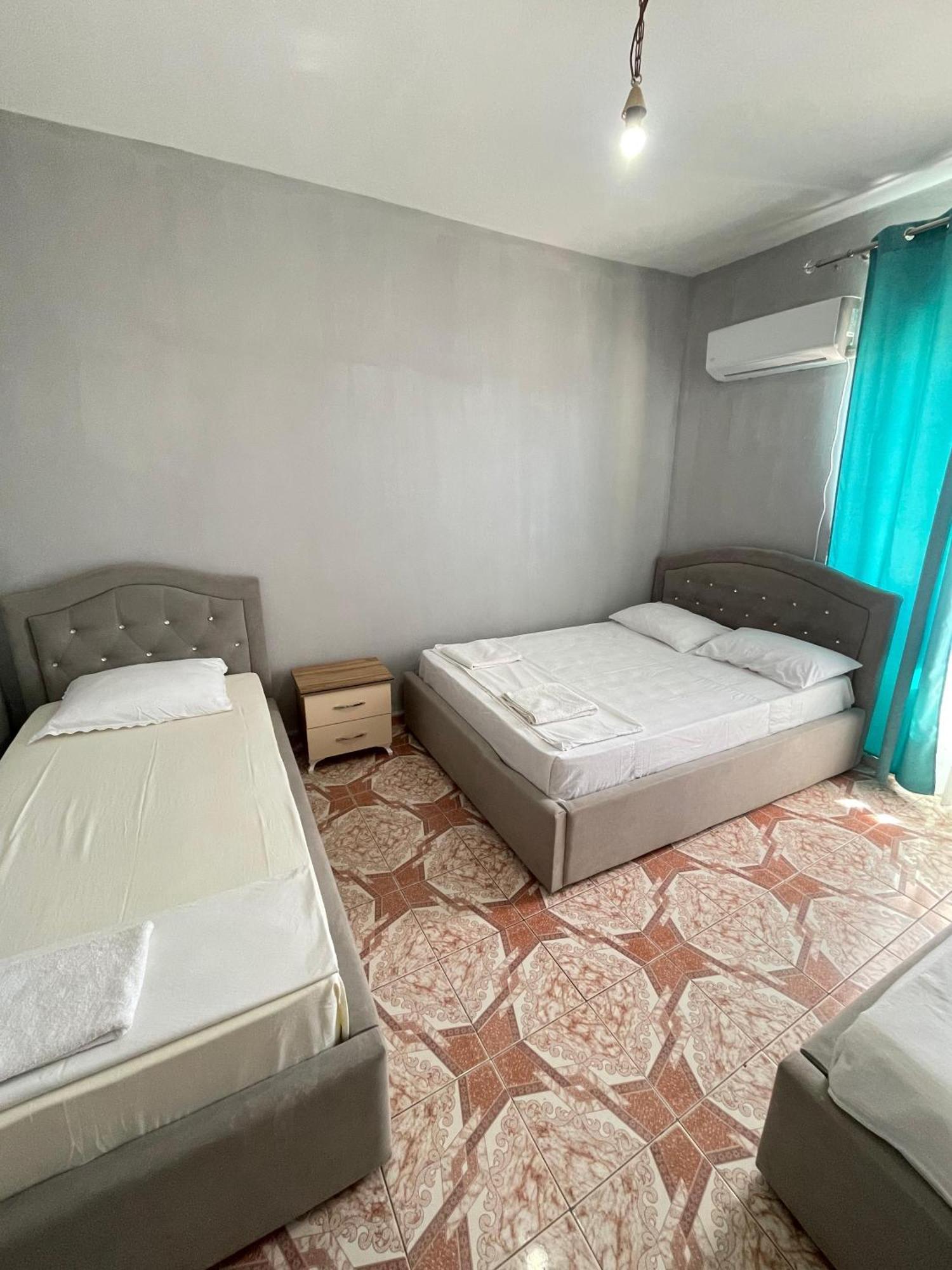 Hotel Gjika Sarandë Eksteriør billede