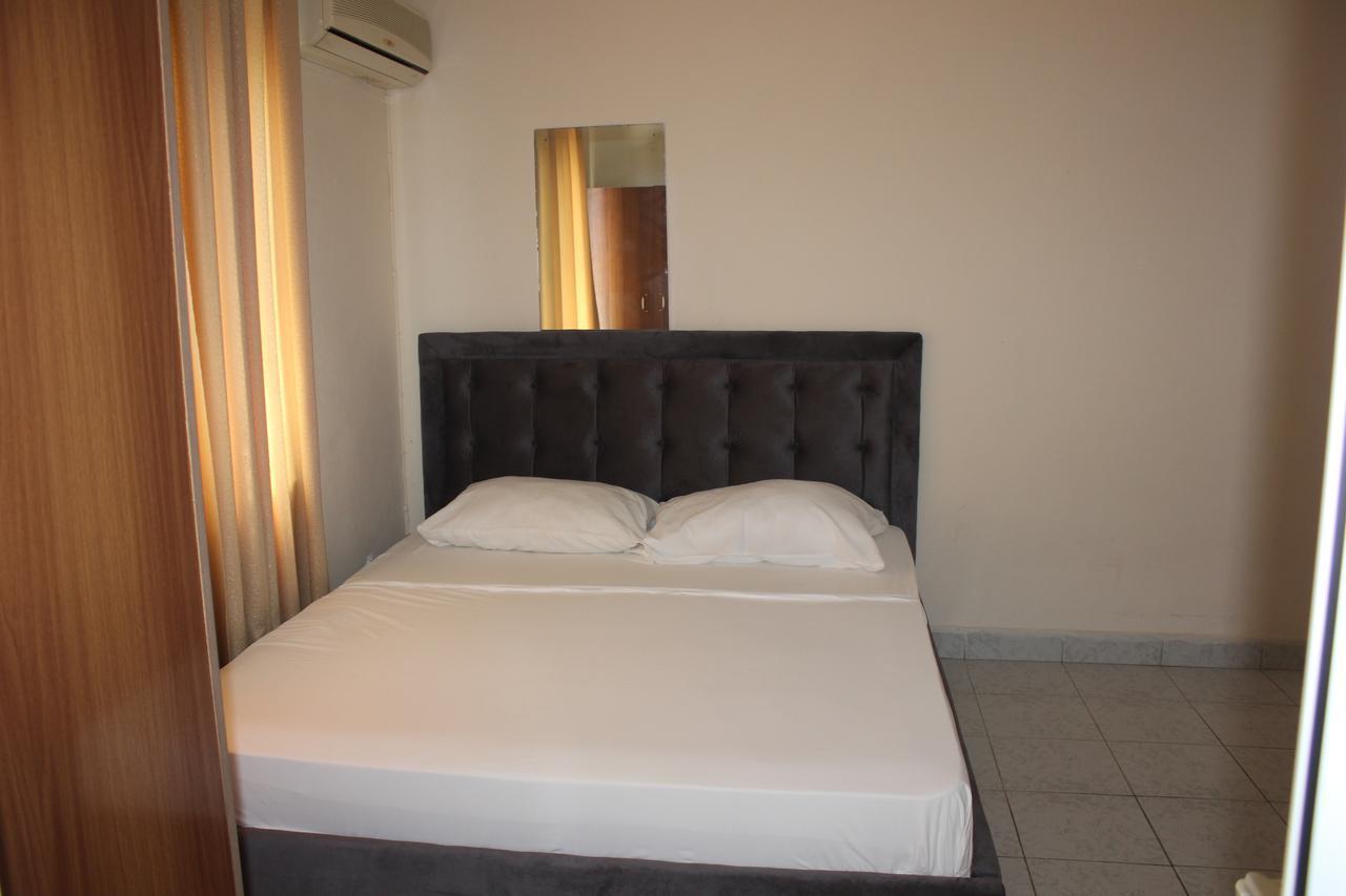 Hotel Gjika Sarandë Eksteriør billede